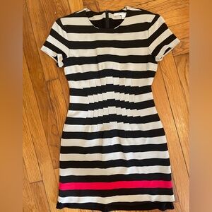 Diane von Furstenberg Dress size 4